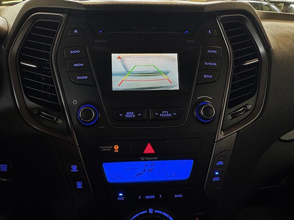 Hyundai Santa Fe 16 of 17