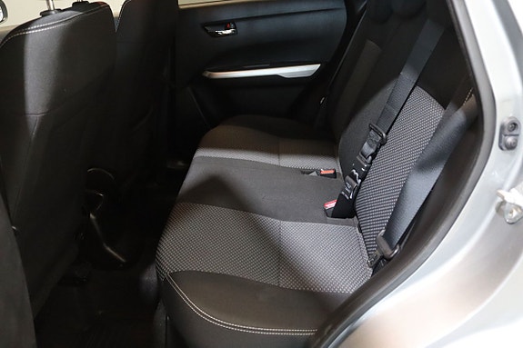 Suzuki Vitara 17 of 26