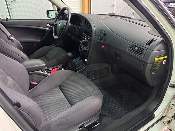 Saab 9-5 14 of 15