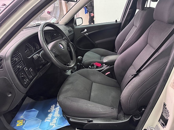 Saab 9-5 7 of 15