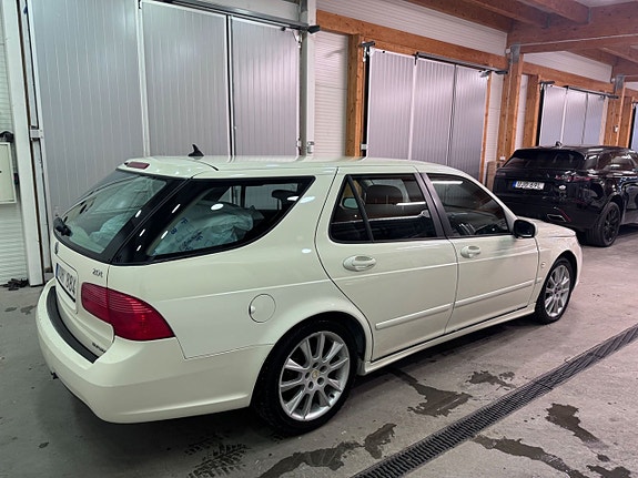 Saab 9-5 12 of 15