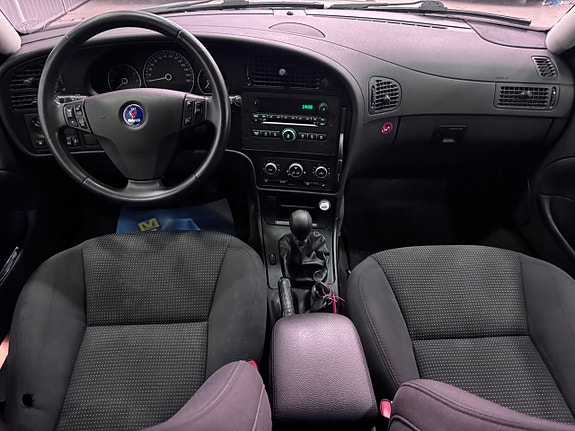 Saab 9-5 8 of 15
