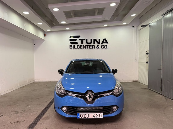 Renault Clio 2 of 17