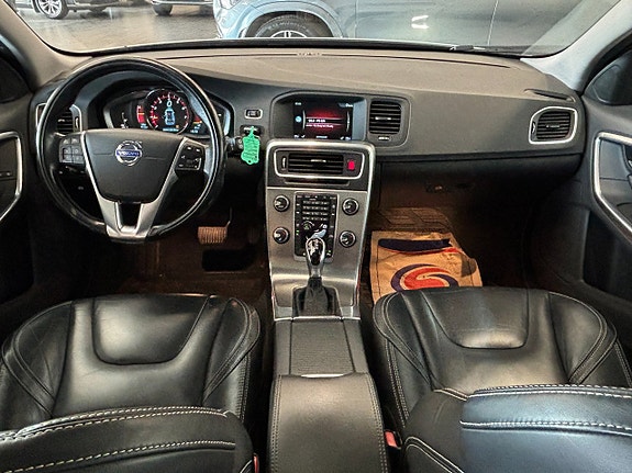 Volvo V60 19 of 19