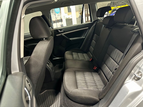 Skoda Octavia 5 of 5