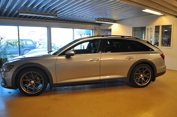 Audi A6 allroad 3 of 5