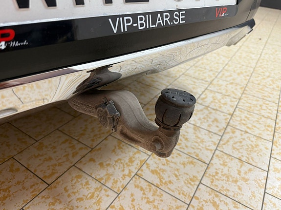 Mercedes-Benz GLE400 12 of 27