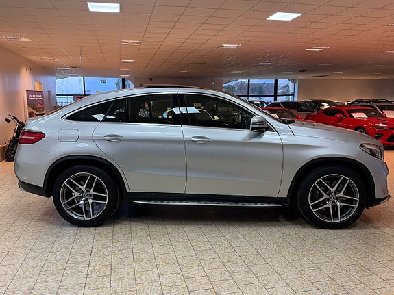 Mercedes-Benz GLE400 7 of 27