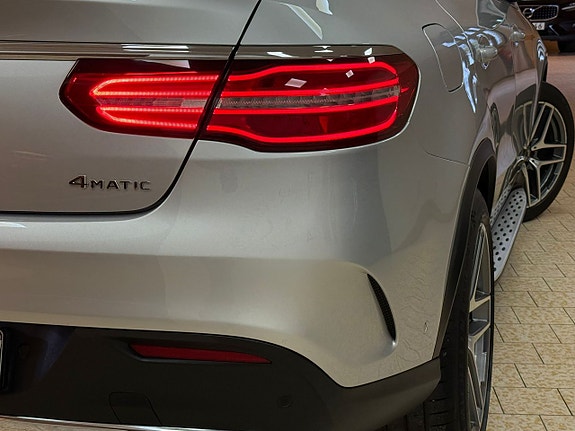 Mercedes-Benz GLE400 26 of 27