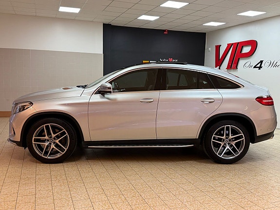 Mercedes-Benz GLE400 3 of 27