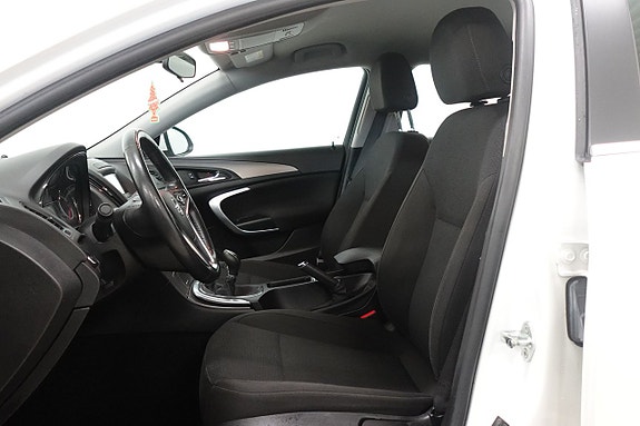 Opel Insignia 4 of 5