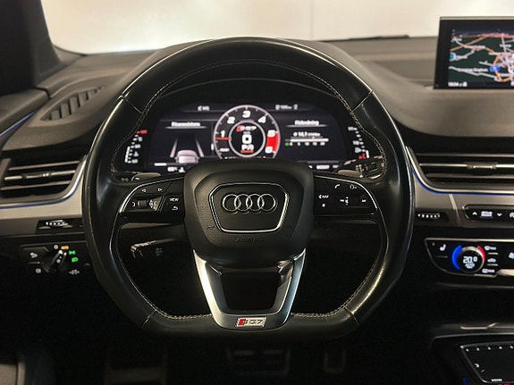 Audi SQ7 15 of 29