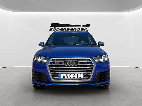 Audi SQ7 3 of 5