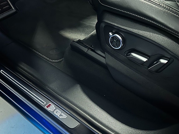 Audi SQ7 5 of 5