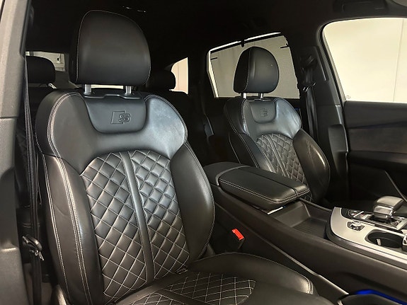 Audi SQ7 25 of 29