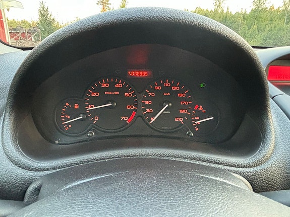 Peugeot 206 16 of 16