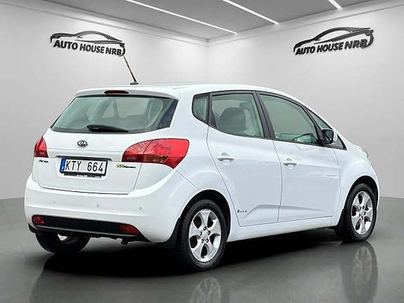 Kia Venga 8 of 21