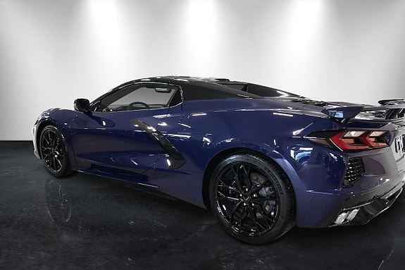 Chevrolet Corvette 8 of 25