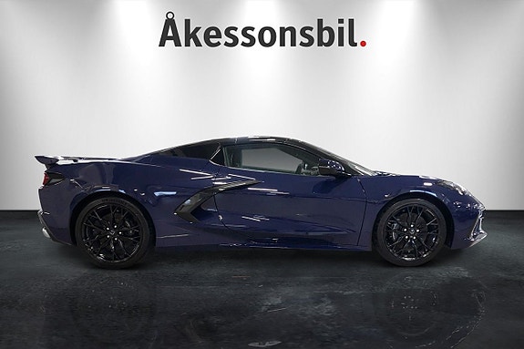 Chevrolet Corvette 4 of 25