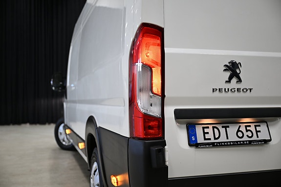 Peugeot Boxer 12 of 27