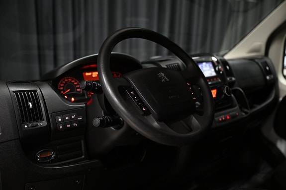 Peugeot Boxer 15 of 27