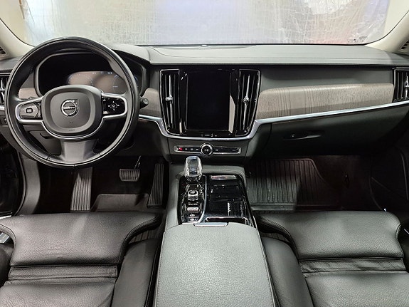 Volvo V90 6 of 13