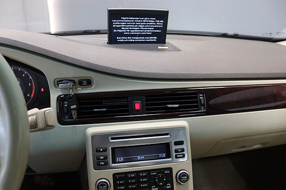 Volvo S80 21 of 27