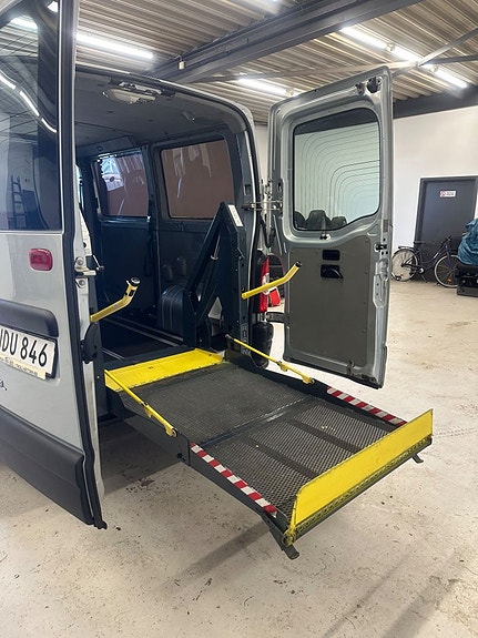 Opel Movano 7 of 17