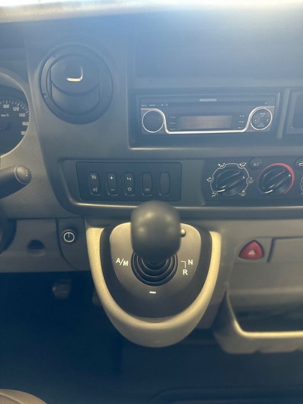 Opel Movano 14 of 17