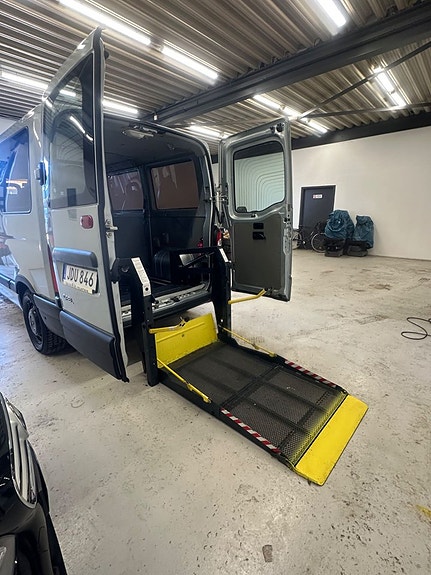 Opel Movano 8 of 17