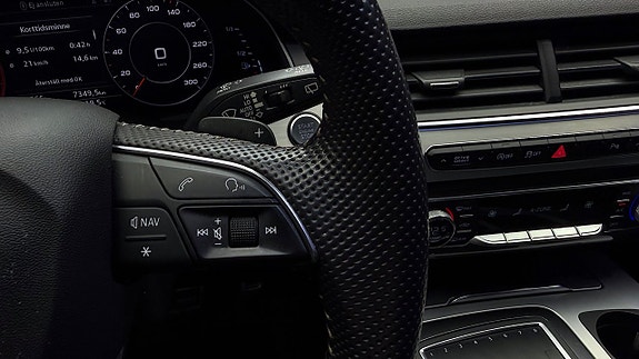 Audi Q7 27 of 30