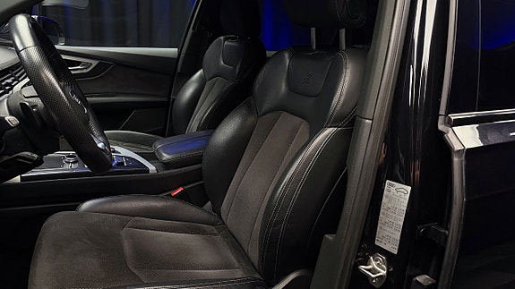 Audi Q7 14 of 30
