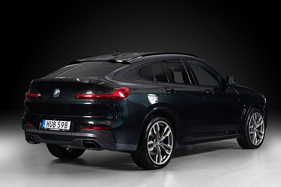 BMW X4 2 of 22