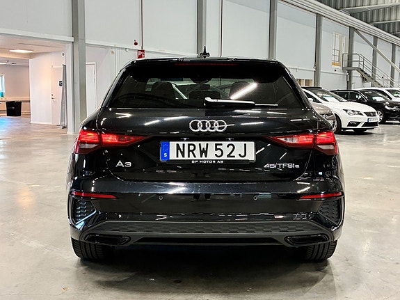 Audi A3 4 of 5