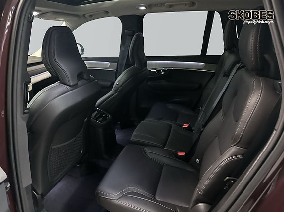 Volvo XC90 9 of 26