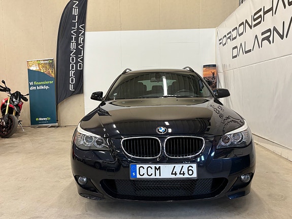BMW 520 2 of 5