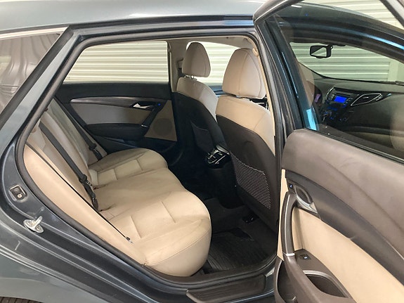 Hyundai i40 4 of 5