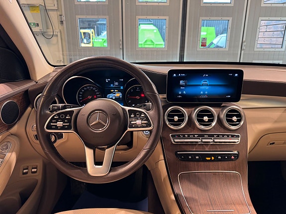 Mercedes-Benz GLC200 d 8 of 27
