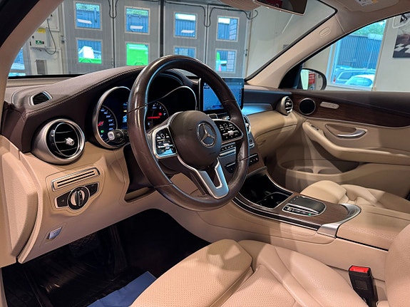 Mercedes-Benz GLC200 d 7 of 27