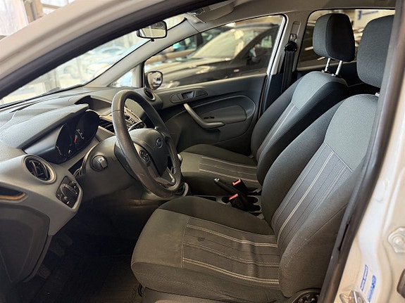 Ford Fiesta 5 of 5