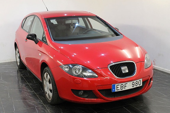 Seat Leon 2 of 5
