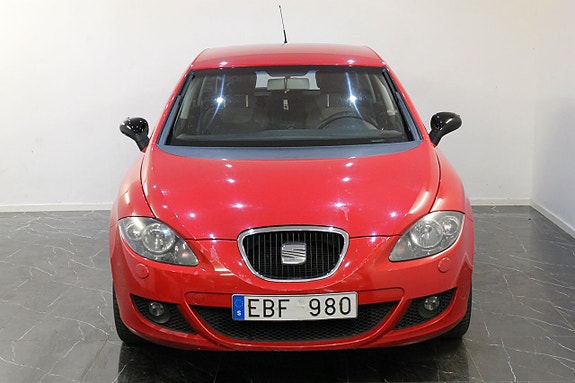 Seat Leon 3 of 5