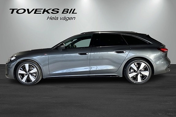 Audi A5 2 of 14
