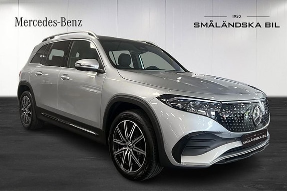 Mercedes-Benz EQB250+ 2 of 5