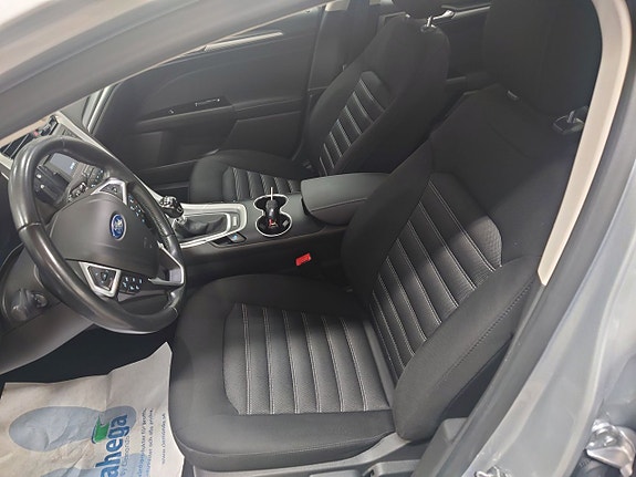 Ford Mondeo 8 of 9