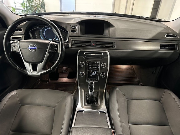 Volvo S80 7 of 16