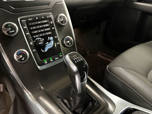 Volvo S80 10 of 16
