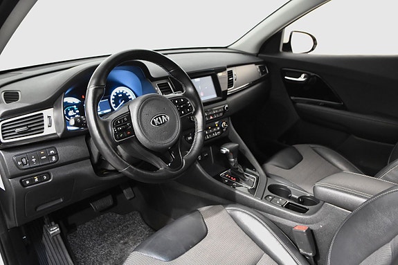 Kia Niro 10 of 21