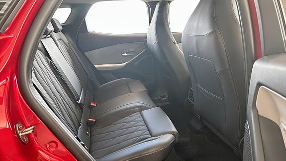 Ford Explorer 5 of 9