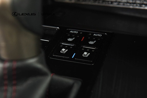 Lexus RX450h 18 of 23
